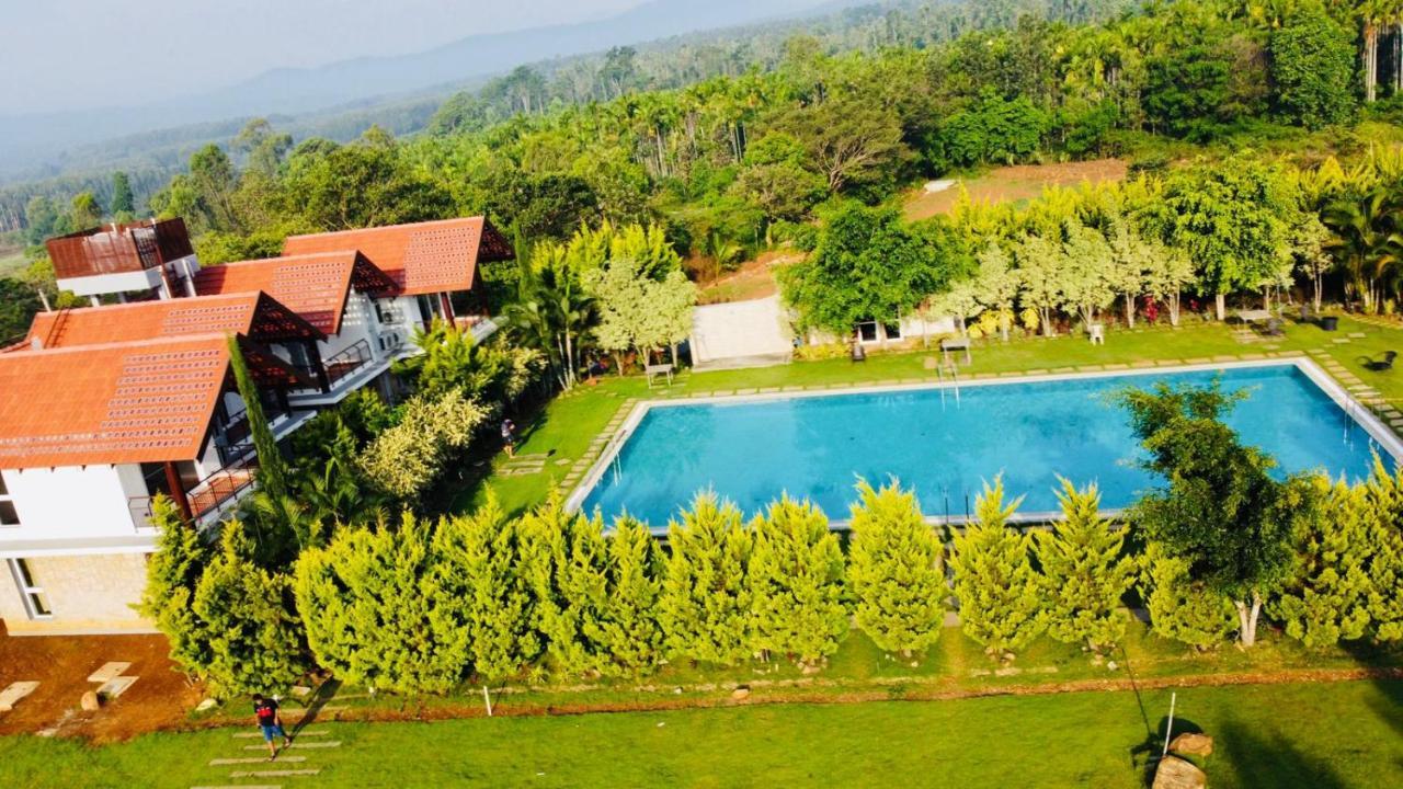 7 Heaven Villas & Resorts Chikmagalūr 外观 照片