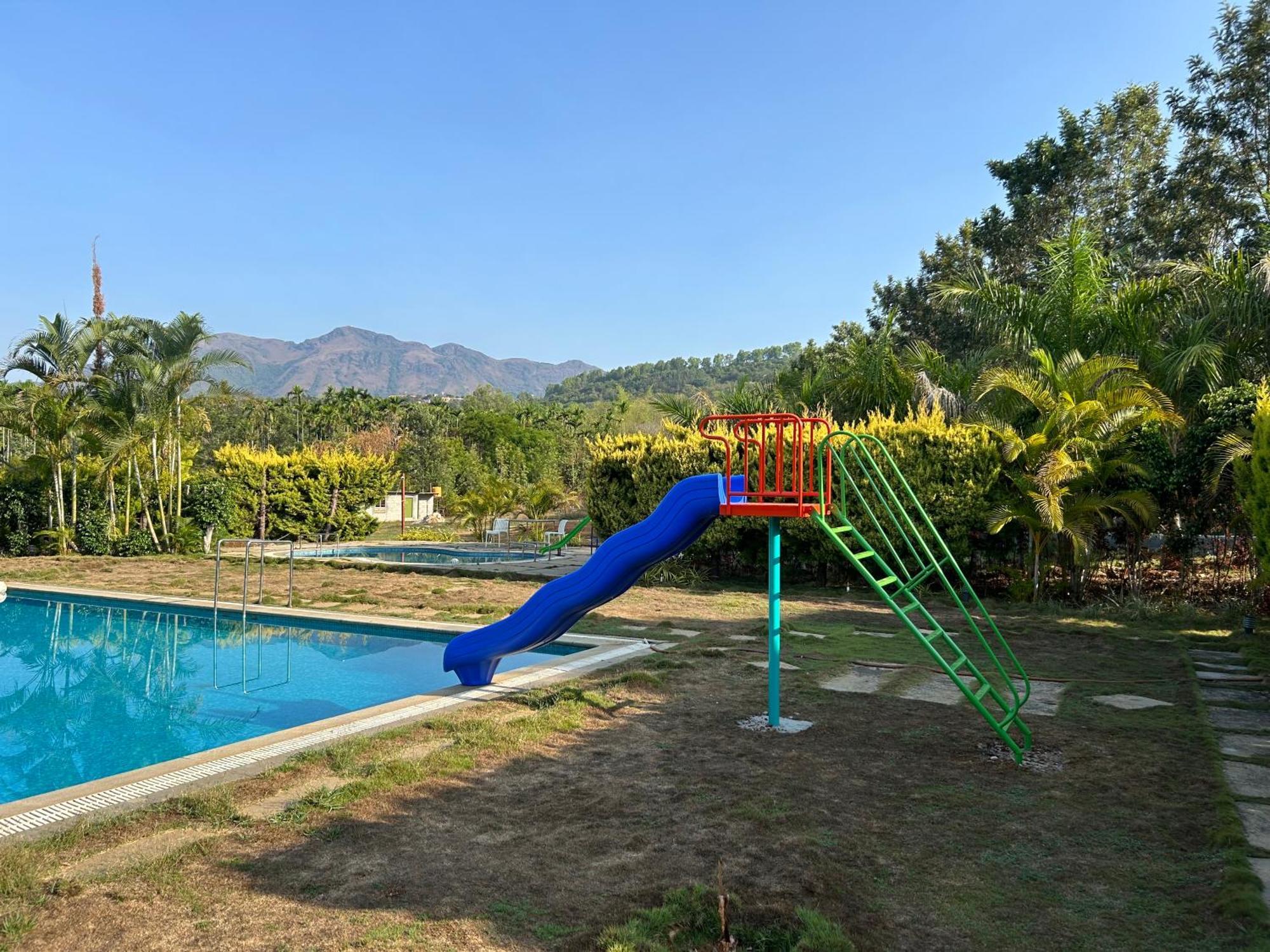 7 Heaven Villas & Resorts Chikmagalūr 外观 照片
