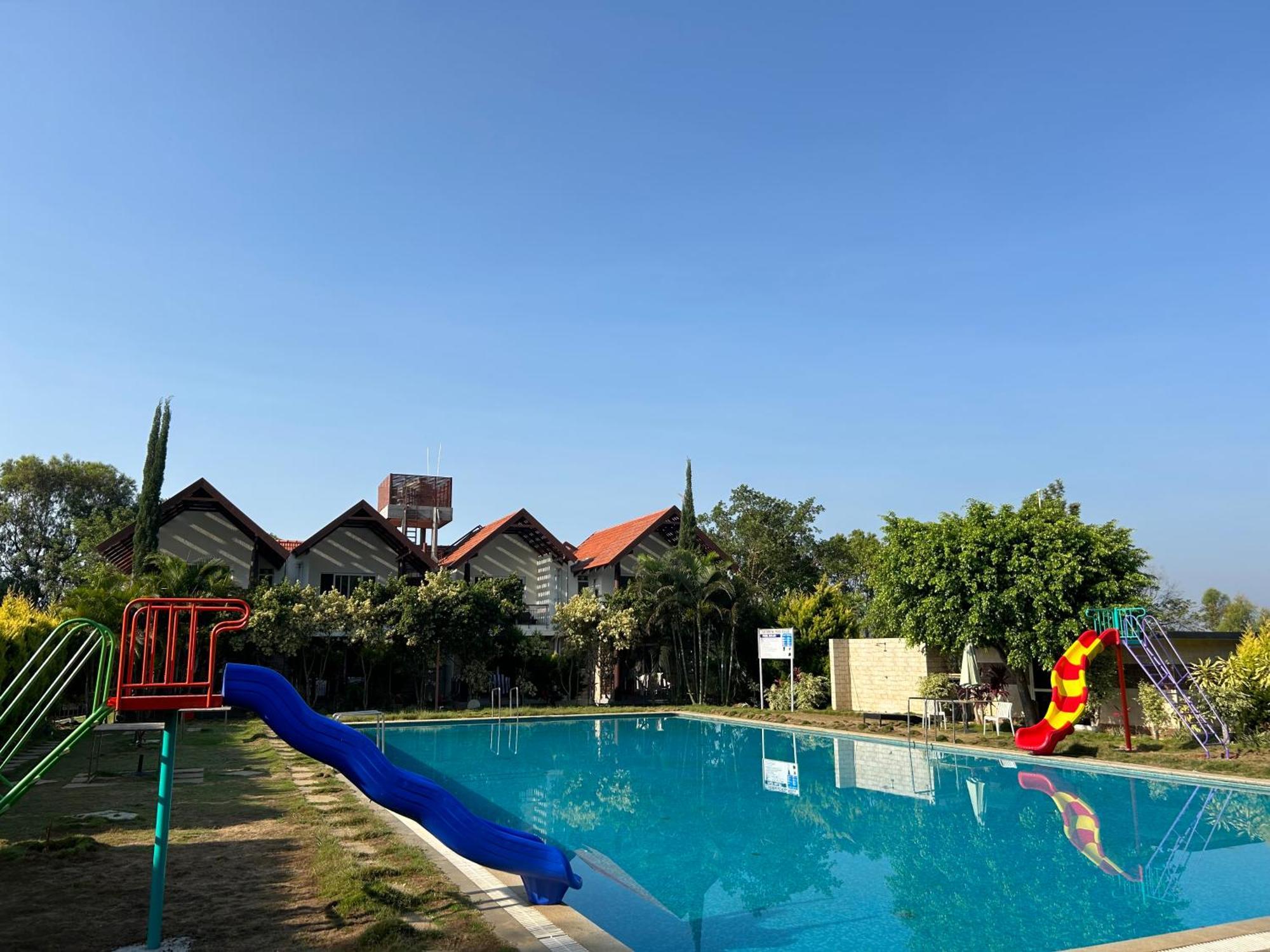 7 Heaven Villas & Resorts Chikmagalūr 外观 照片