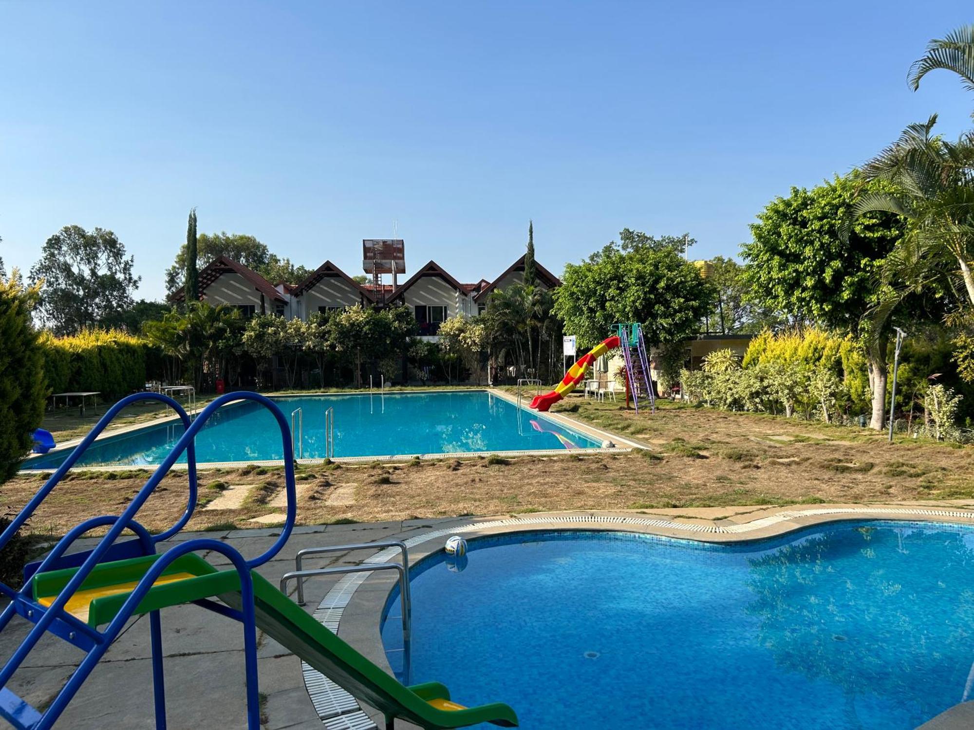 7 Heaven Villas & Resorts Chikmagalūr 外观 照片