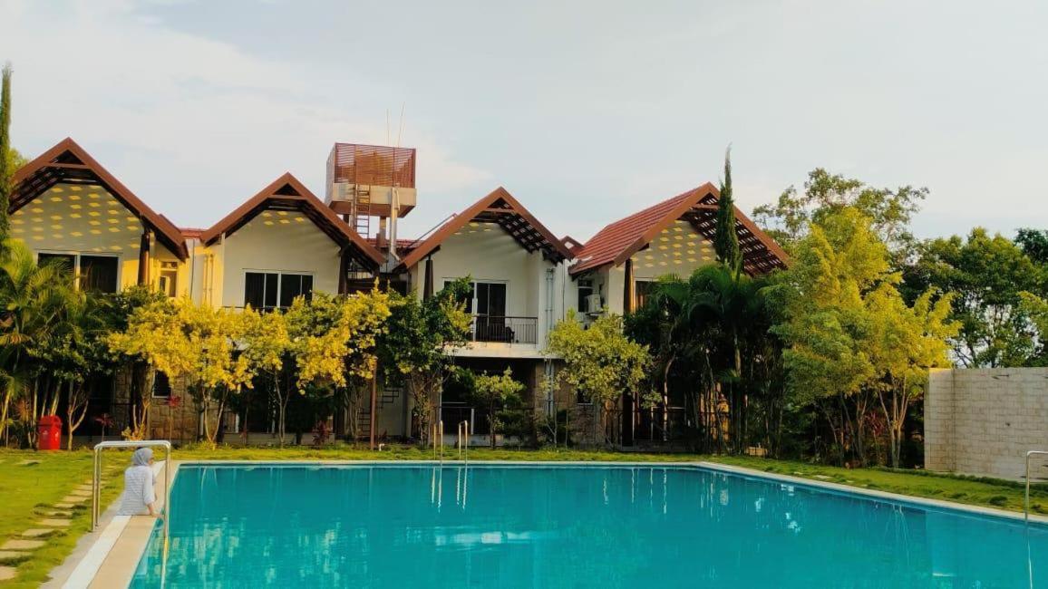 7 Heaven Villas & Resorts Chikmagalūr 外观 照片