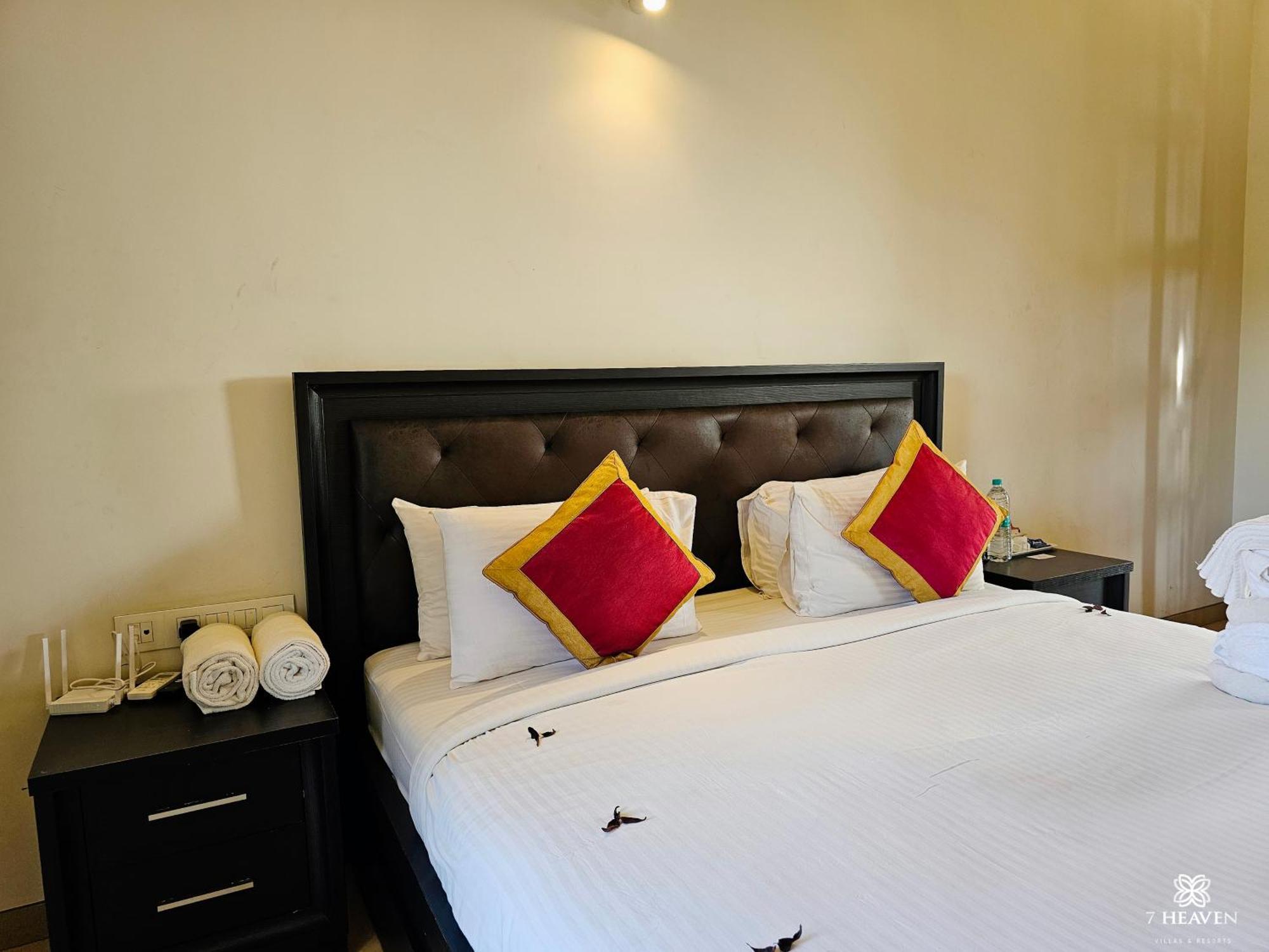 7 Heaven Villas & Resorts Chikmagalūr 外观 照片