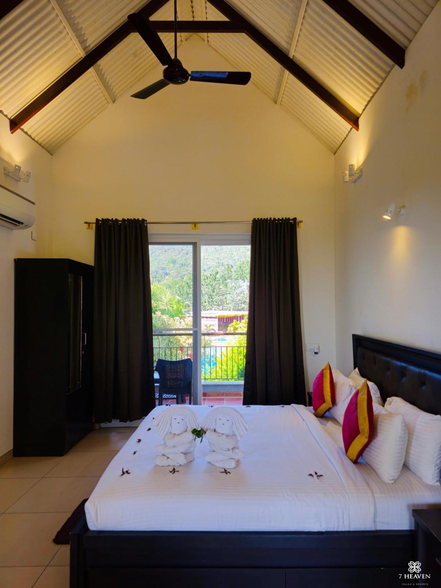 7 Heaven Villas & Resorts Chikmagalūr 外观 照片