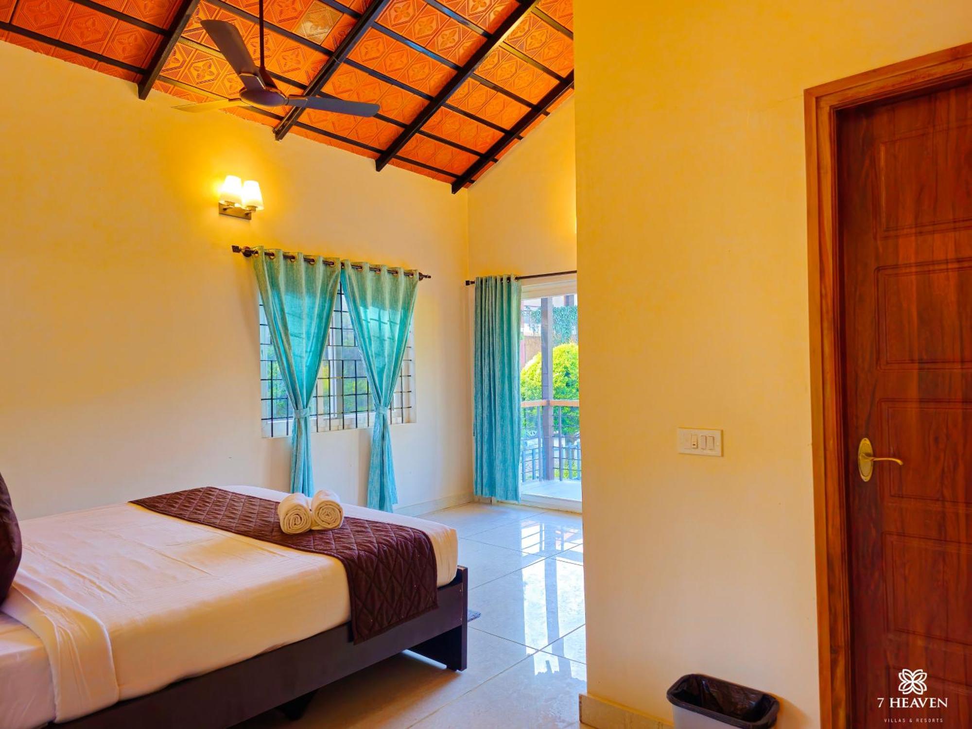 7 Heaven Villas & Resorts Chikmagalūr 外观 照片