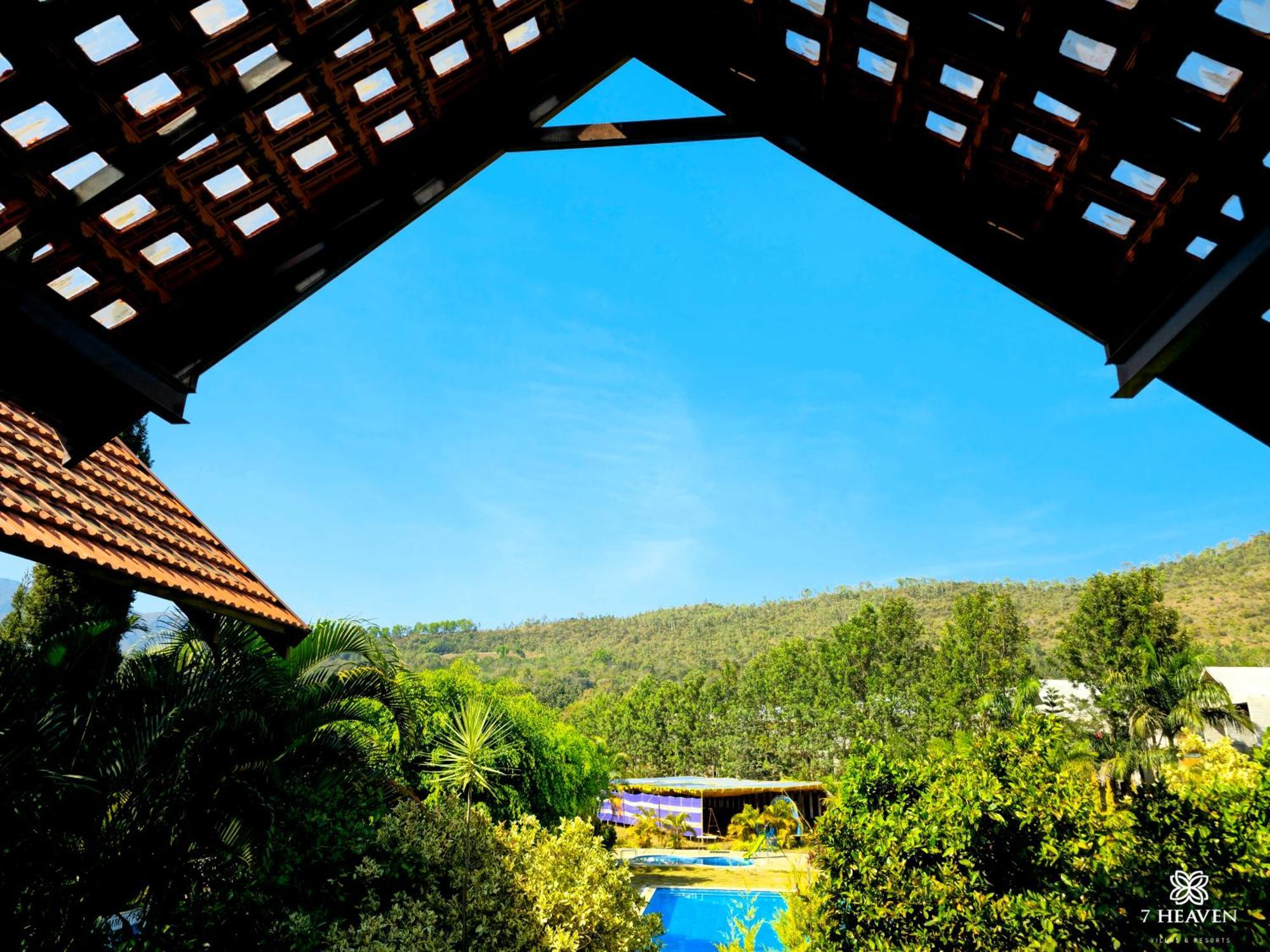 7 Heaven Villas & Resorts Chikmagalūr 外观 照片
