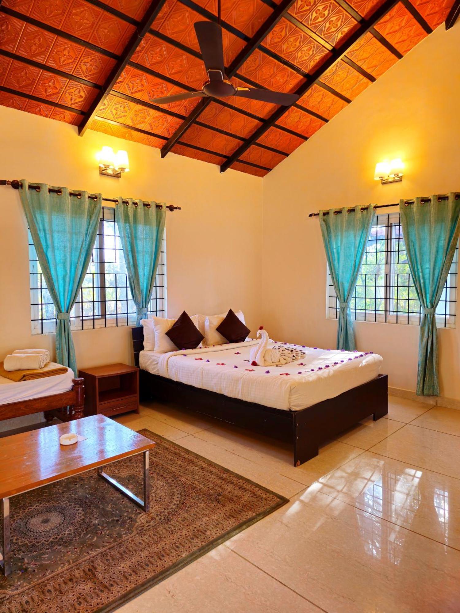 7 Heaven Villas & Resorts Chikmagalūr 外观 照片